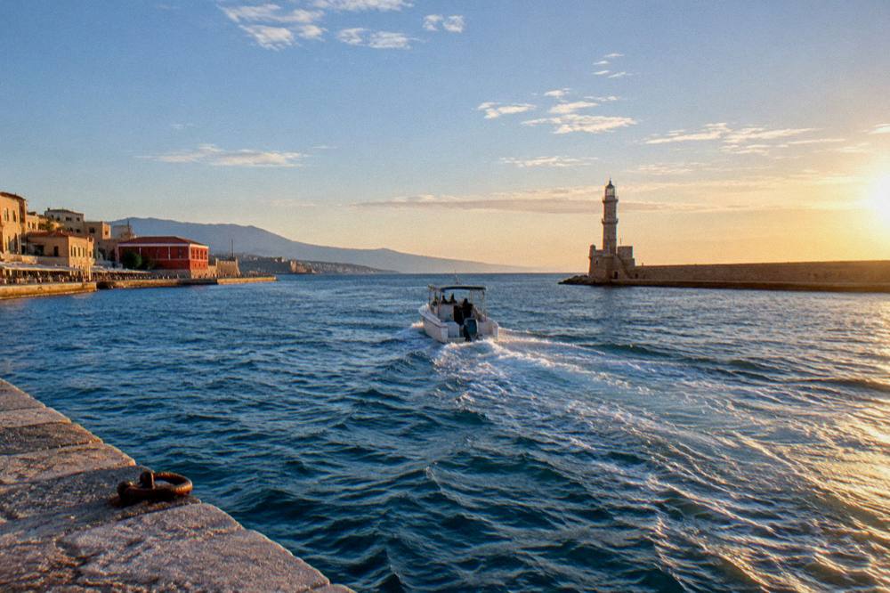 Sunset Catamaran With Prosecco, Chania